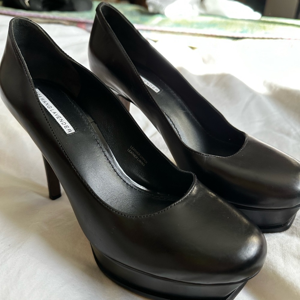 Vera Wang Platform Peep Toe Pumps with Curved Heel